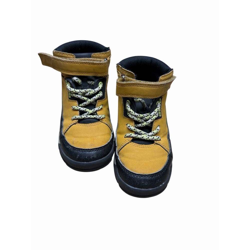 OshKosh B'gosh Boys Hiking Boots Tan Black Size 12M Rugged Outdoor Shoes
